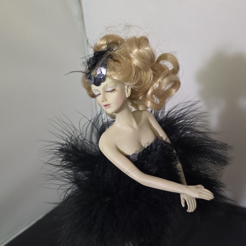 Ballerina Figurine Black Tulle Dress White Base Porcelain Fabric 3D Effect